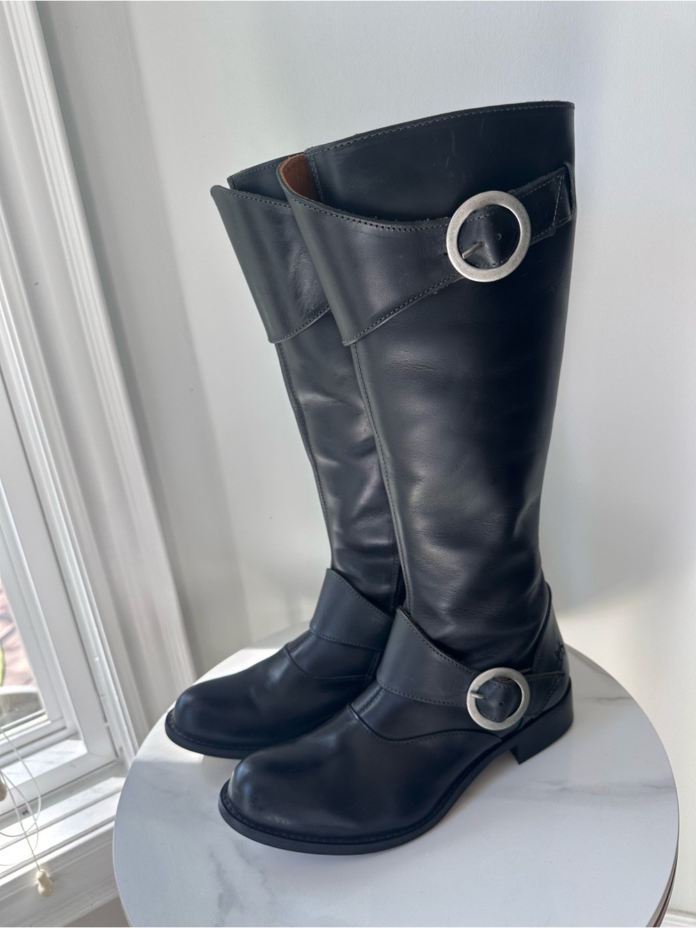 JOHN FLUEVOG Heidi Black Leather Knee-High Buckle Boots Equestrian Size 8.5